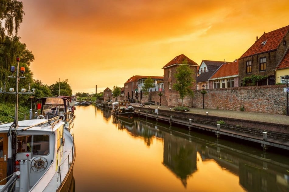 Trein naar Leerdam: Uitblazen aan de Linge